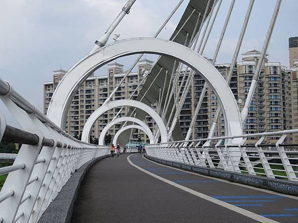 陽光橋103.06.01 (16).JPG