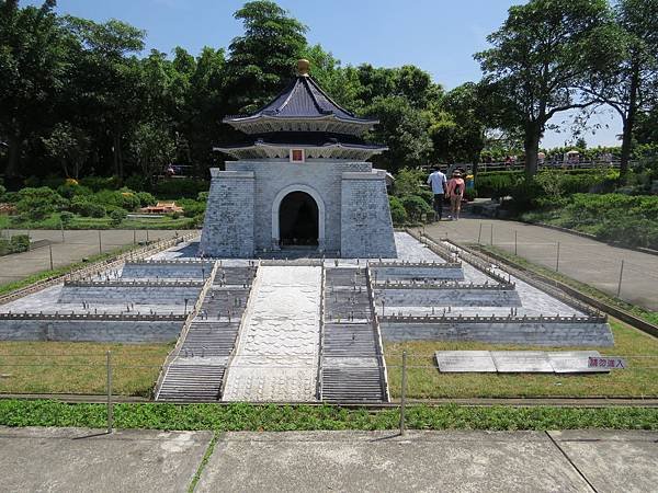 小人國103.07.06 (13).JPG