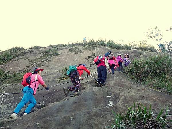 慈母峰104.11.29 (13).jpg