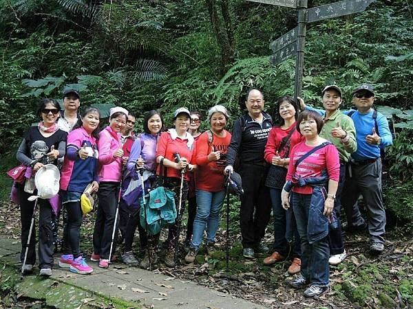 慈母峰104.11.29 (18).jpg