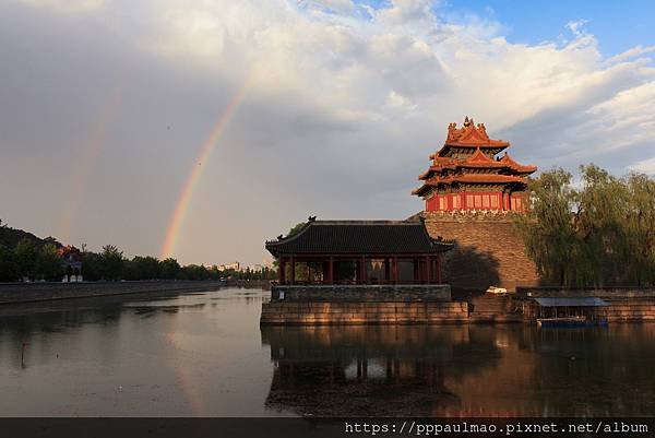 The_Northwest_Corner_Tower_with_Double_Rainbow.jpg