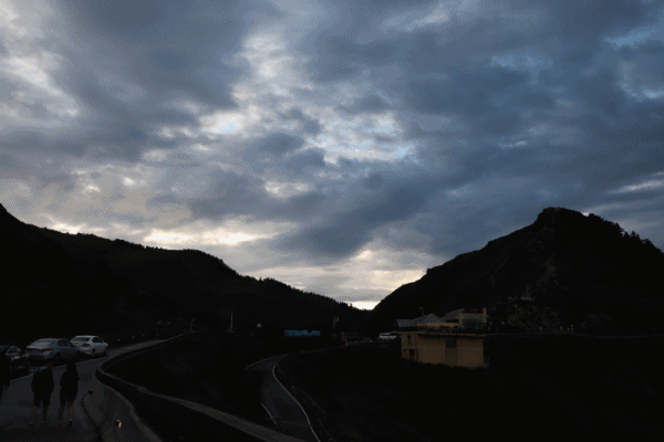 松雪樓暮色.gif