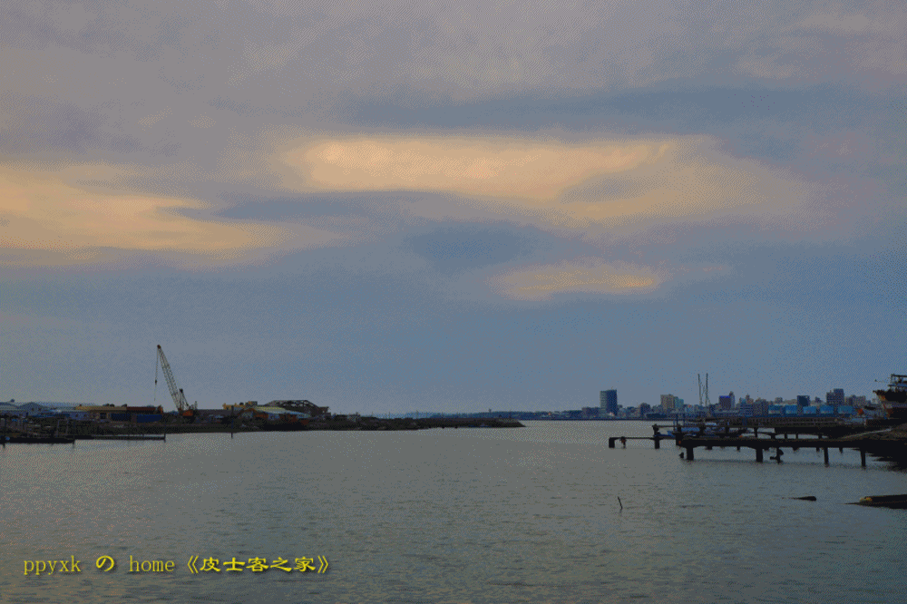 夜幕縮影(35).gif