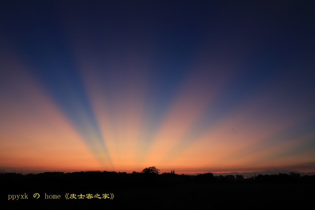 晨霞光.jpg