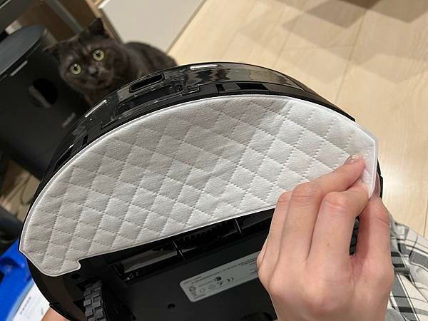 【 開 箱】NEABOT N2 PLUS 自動集塵堡掃拖機器