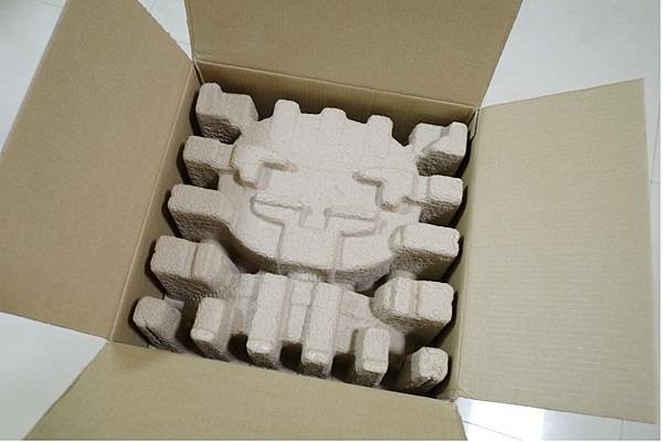 【 開 箱 】NEABOT N2 PLUS 自動集塵堡掃拖機