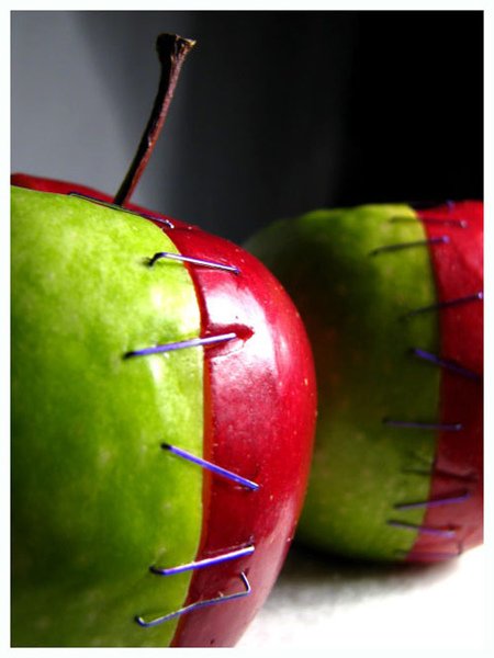 Apple_Genes_Spliced_by_bonkrissybon.jpg