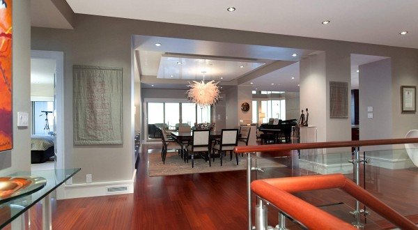 penthouse-dining-room-600x330.jpg