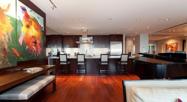 penthouse-kitchen-600x330.jpg