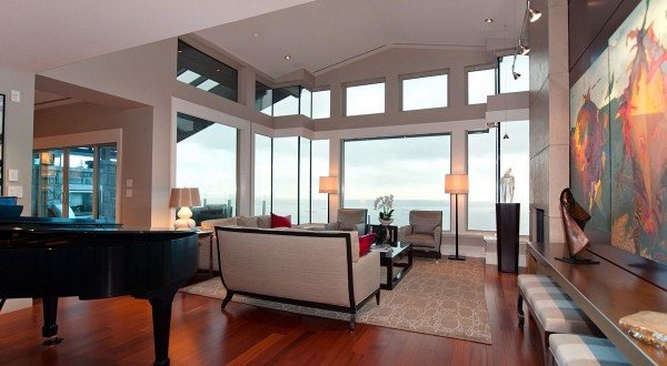 penthouse-occassional-space-600x330.jpg