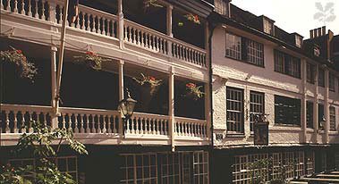 w-georgeinn-property_image-2.jpg