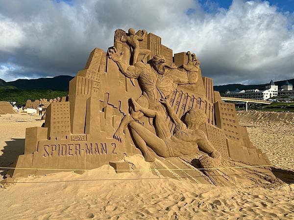 2023年福隆國際沙雕藝術季、星巴克福隆觀海門市。夏天就是要
