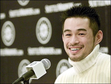 Ichiro MVP Media Conference.20011120.jpg