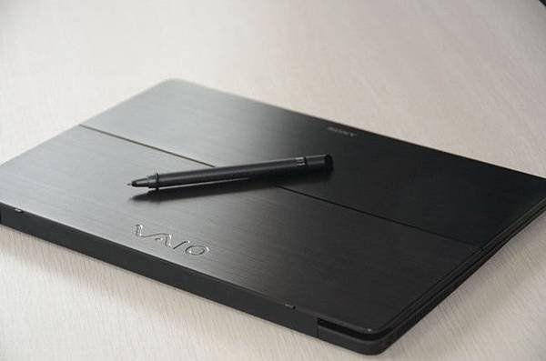 Sony-Fit13A_001
