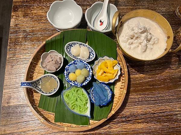 跟著螞蟻吃美食｜泰式料理｜泰泰餐桌 Thai Table｜高
