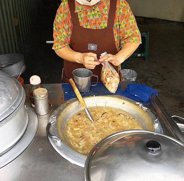 (歇業中)高雄市仁武區仁心路烏材林古早味肉羹~35元吃到不要