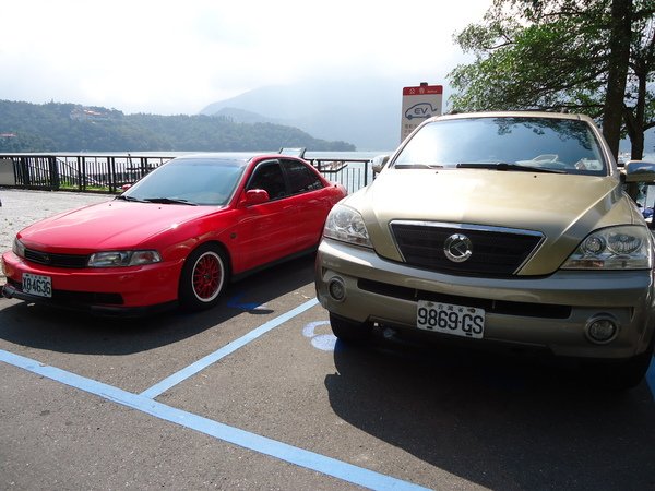 和運租車(日月潭水社站)：【日月潭】搭上TOYOTA電動車~來個日月潭FUN電之旅吧