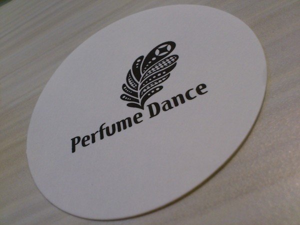 Perfume Dance 跳舞香水(台中中友店)：夢幻般的Perfume Dance~跳舞香水!