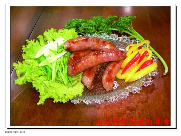 手工豬肉絲高梁香腸.JPG