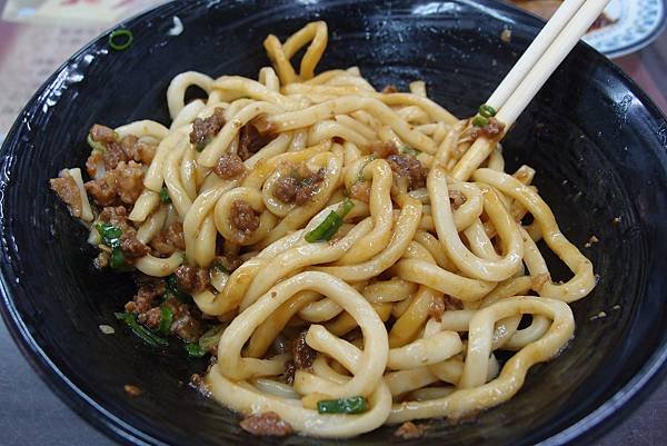 翟九山東麵食館-肉燥乾麵