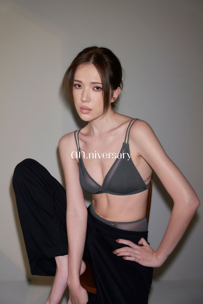 Triangle Fine Mesh Bra-4.jpg