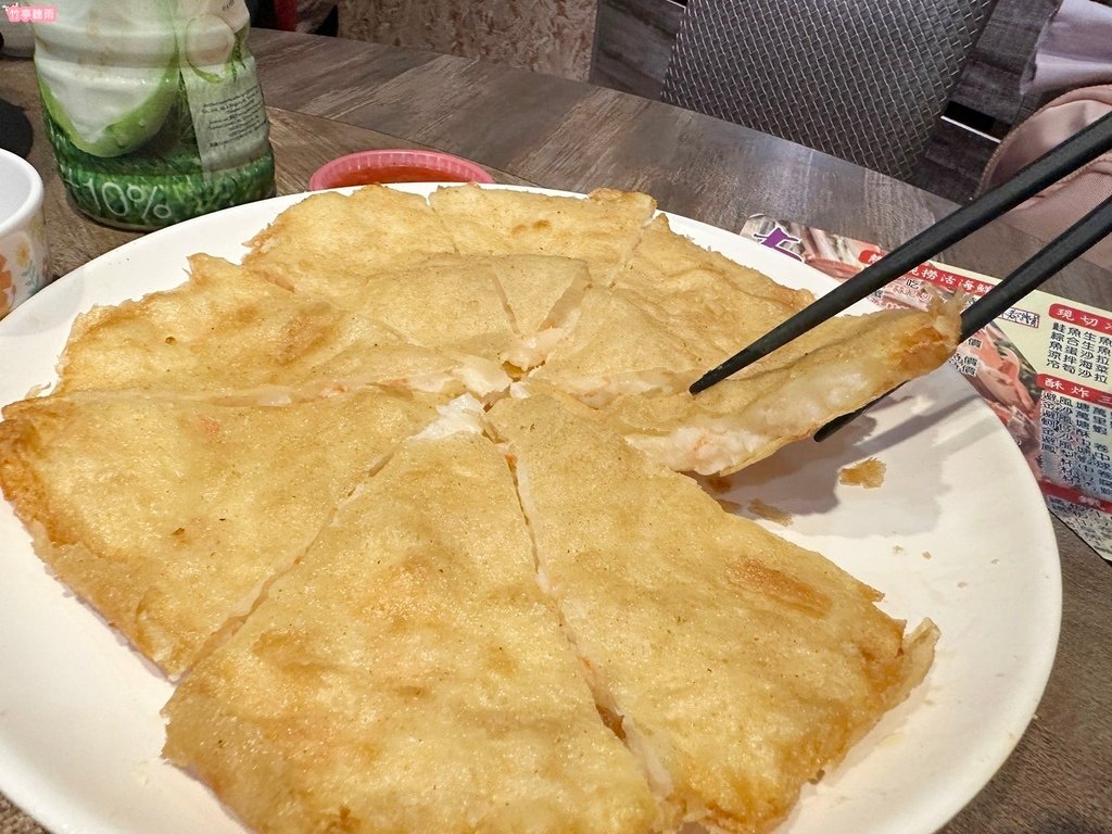 【新北食記】萬里大益發活海鮮餐廳，清蒸魚與鳳梨蝦球好吃，有免