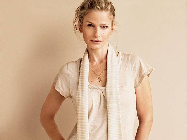 67352_kira-sedzhvik_or_kyra-sedgwick_1600x1200_(www.GdeFon.ru)