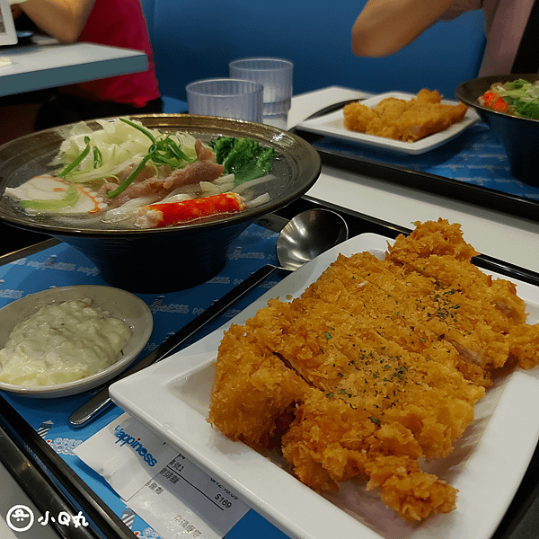 【美食】【雲林北港】幸福燈塔複合式餐飲｜滿滿海鮮的猛男魯肉飯