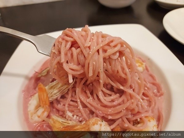 【義大利麵推薦】每週必吃！高雄鹽埕區美食~千義義大利麵