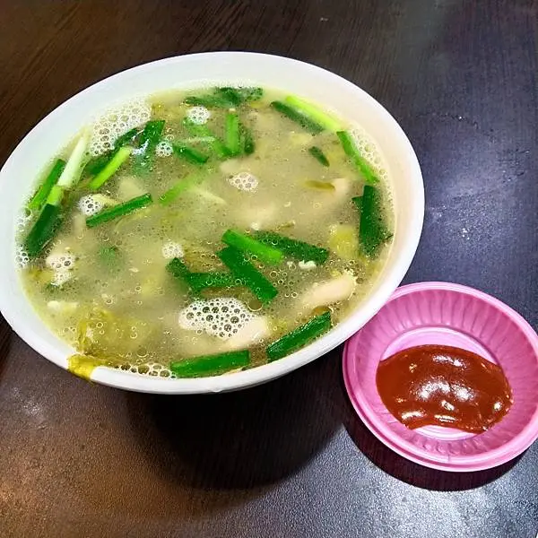 廟口鴨香飯 鴨腸湯.jpg