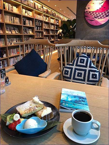 內湖蔦屋書店內-茶屋