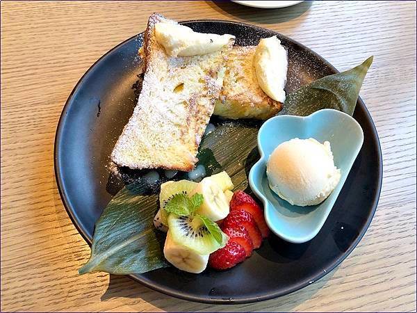 內湖蔦屋書店內-茶屋