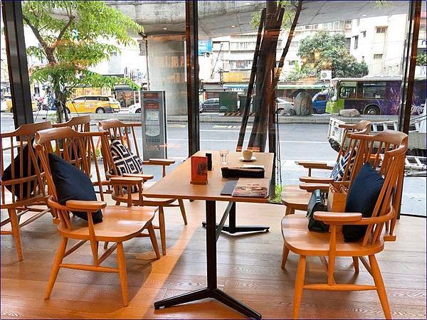 內湖蔦屋書店內-茶屋