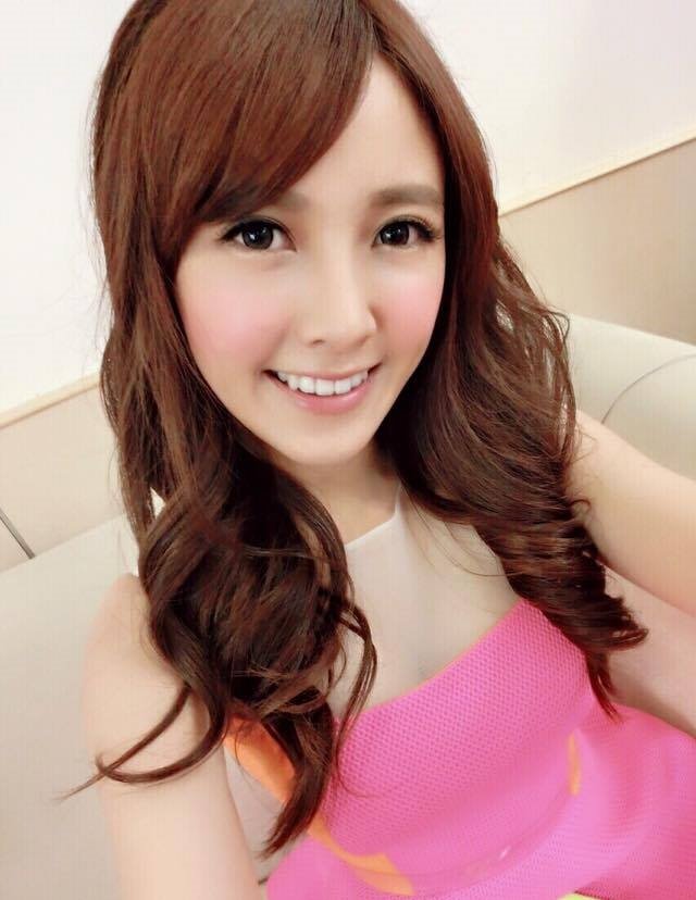 alady_1_250.jpg