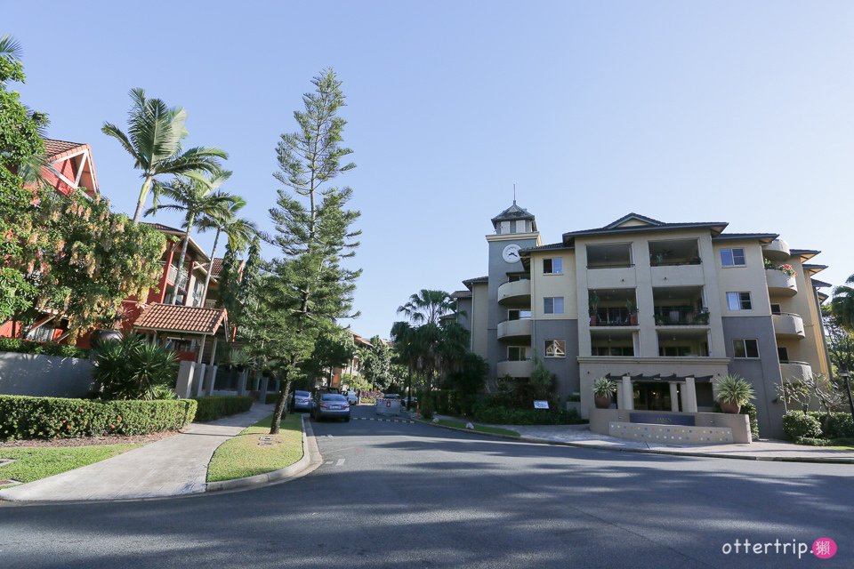 澳洲凱恩斯住宿推薦  The Lakes Cairns Resort 澳洲人的度假社區，泳池非常大