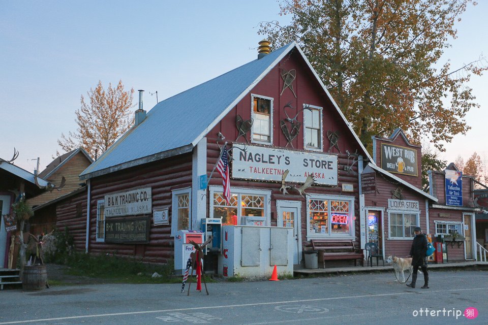 阿拉斯加Talkeetna住宿，餐廳推薦 Talkeetna Love-Lee Cabins床很好睡的小木屋