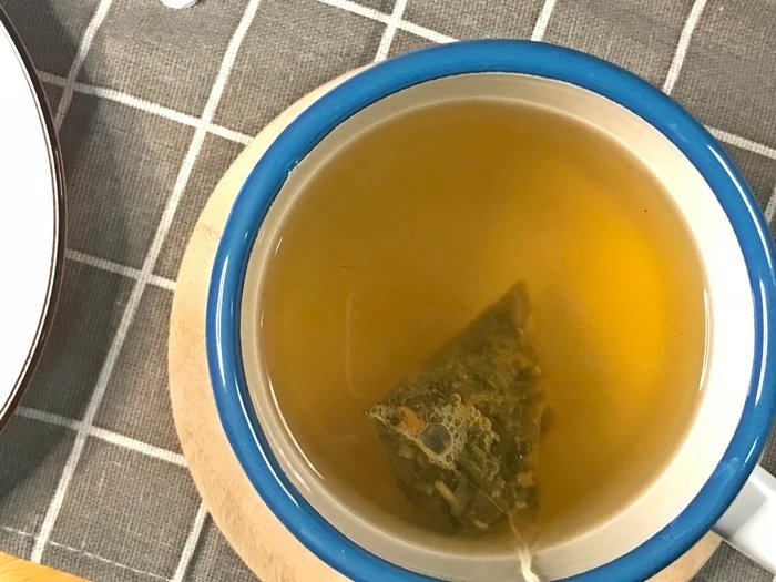 台灣茶人明亮洋甘菊花薑茶 (6).JPG