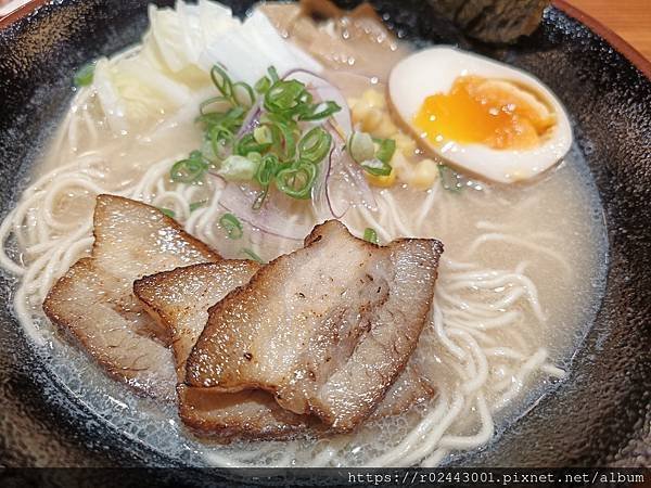 [食記]葫洲捷運站附近/律師訓練所美食-博多日式拉麵