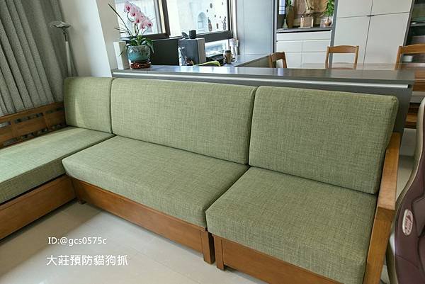 中和區客戶林小姐柚木椅訂做新椅墊