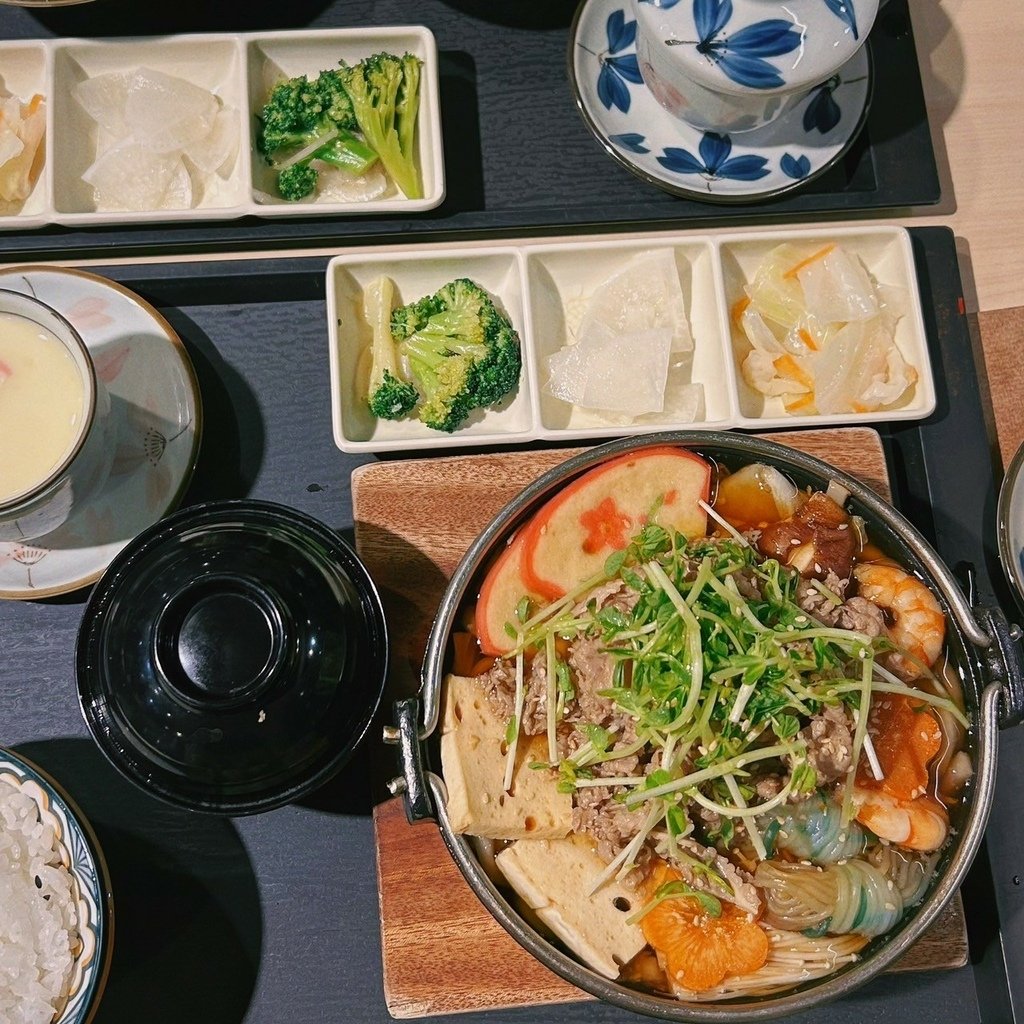 行天宮日式餐廳｜傳鮨日本料理，生食澎湃多選擇，熟食也超好吃！