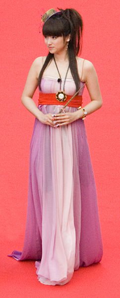 242px-Kyoko_Fukada_-_red_carpet_at_Harry_Potter_2007_Tokyo.jpg