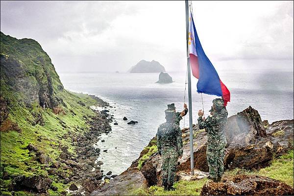 美軍將在距台不到200公里 菲律賓最北端的巴丹群島建港