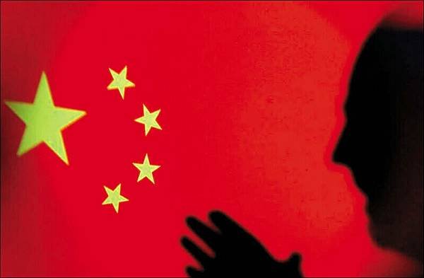 中國間諜滲透史丹福校園