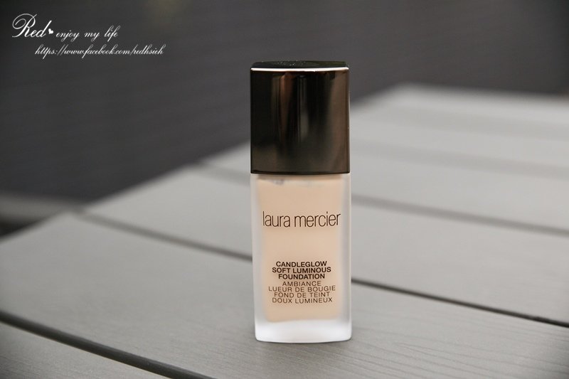 02-laura mercier 燭光聚焦粉底 (1).JPG