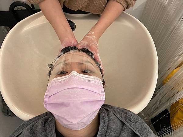 台北永和髮廊│對比HairSalon：精緻韓式女神燙髮，細心呵護你的每一根髮絲│樂華夜市燙髮推薦、韓式美髮造型