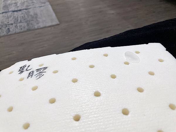 義式精品家具品牌｜全台最大質感家具推薦：好睡王家居內湖旗艦店，皇室御用NILLSPRING百年名床，義式經典沙發、床架，品味生活設計選品｜新屋新婚購床推薦
