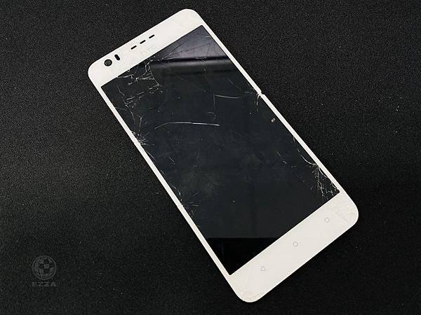 HTC D10U更換螢幕(1).jpg