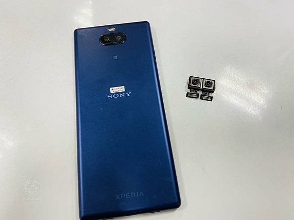 SONY Xperia 10 Plus相機更換.jpg