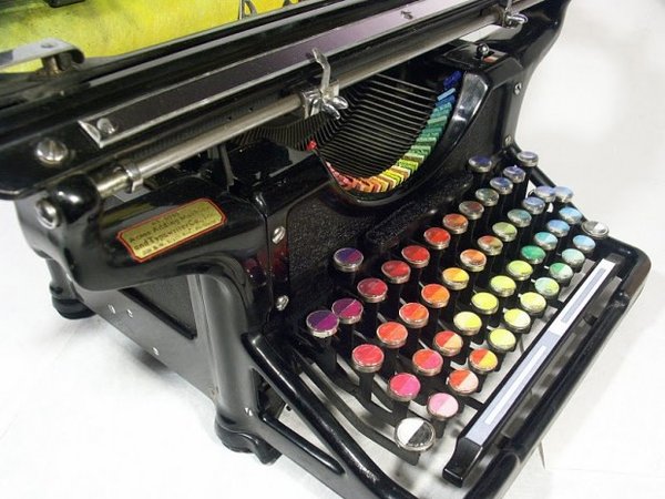 the-chromatic-typewriter