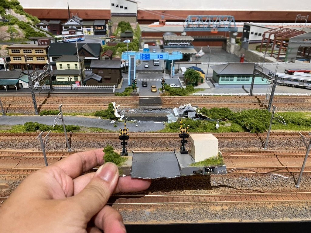 E029 TOMIX 台南溫刀鐵道自動踏切II 故障排除